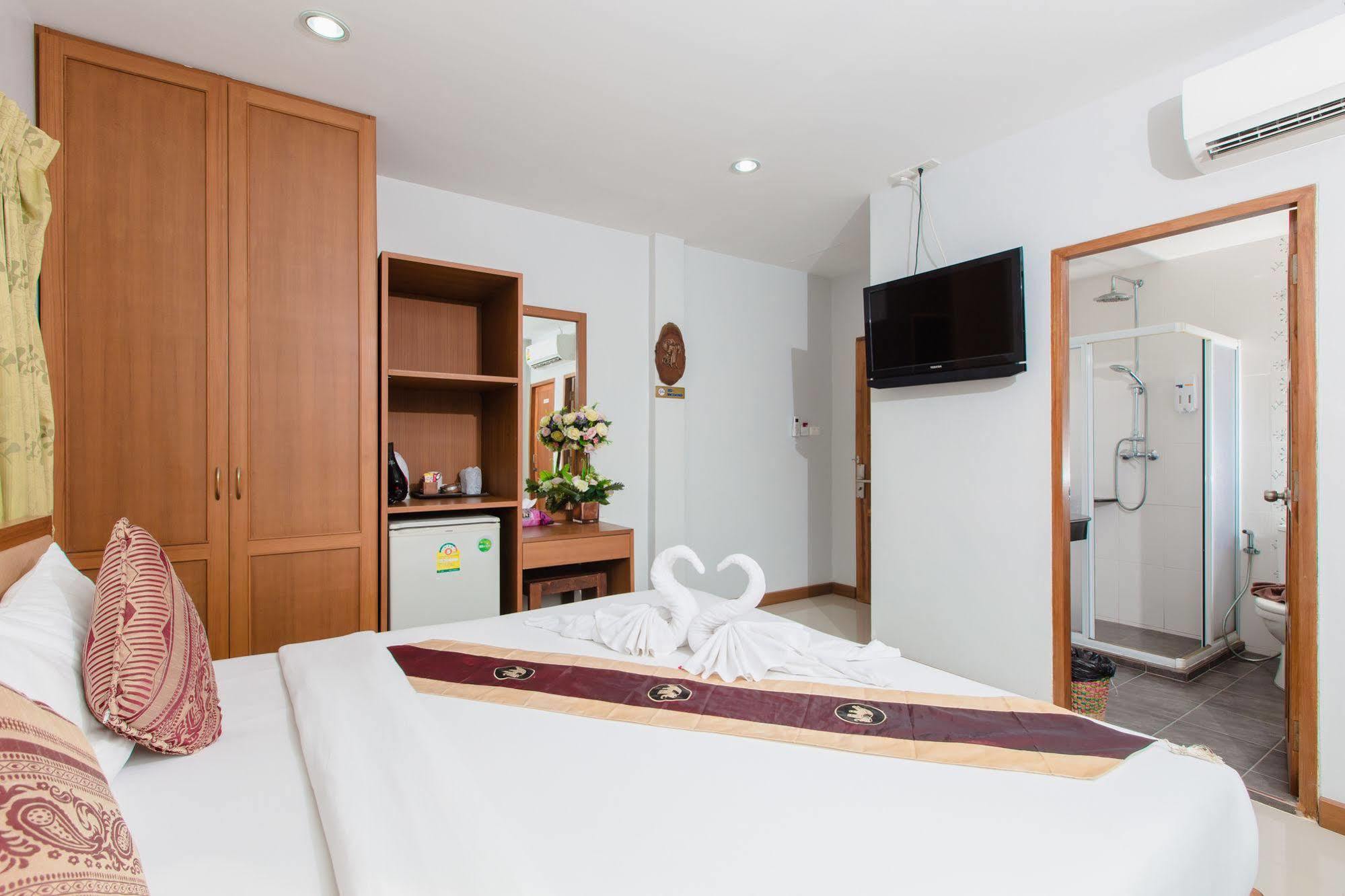 Hip Yaya Residences Patong Dış mekan fotoğraf